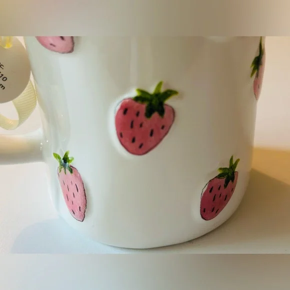 NEW! RAE DUNN Berry Happy Mug NWT Strawberry Kitchen Coffee Collectors - Picture 5 of 10